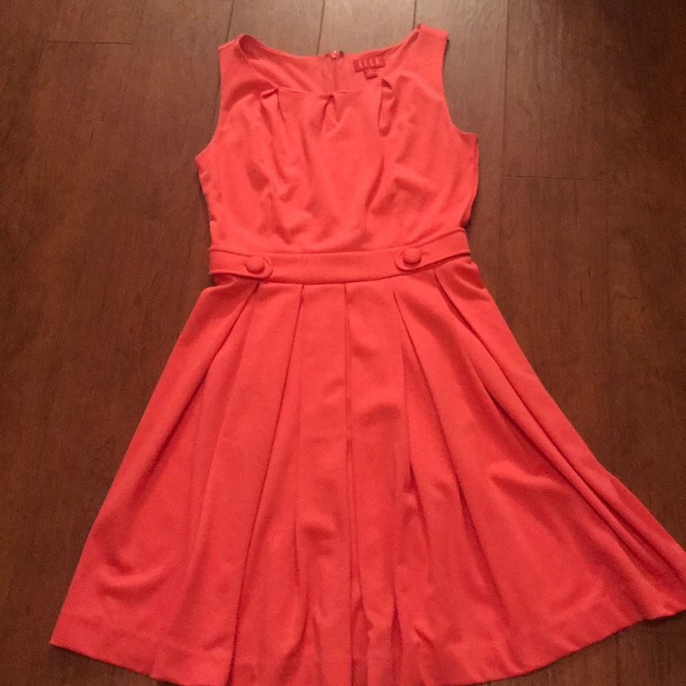 Elle sleeveless dress